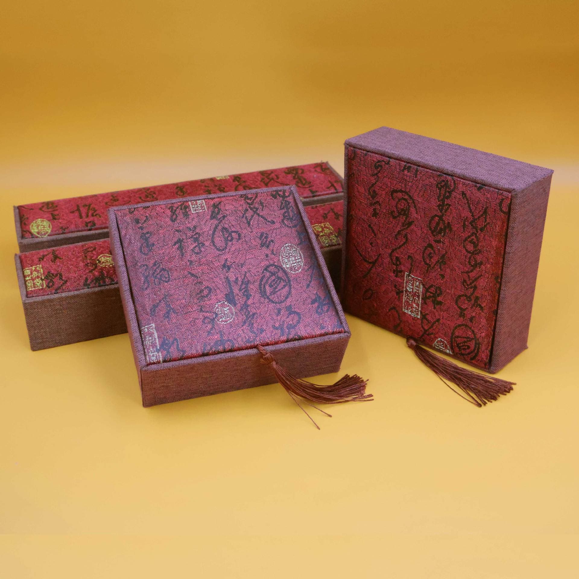 Jewelry silver bracelet pendant necklace Buddha beads bracelet box jade bracelet packaging gift box retro brocade box gift