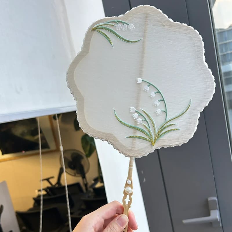 Silk Fan Frame DIY Kit with Embroidery Accessories, Blank Round Fan, Cocoon Craft