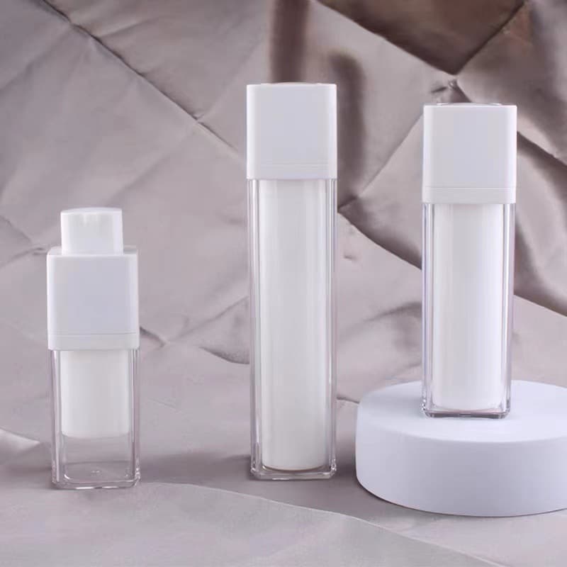15ml/30ml/50ml square rotating vacuum bottle, press-type essence emulsion bottle, portable cosmetic refill bottle.