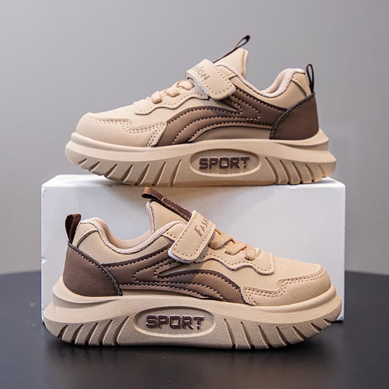 Boys' Board Shoes Soft Sole Children's Sports Shoes Fall 2025 New Korean Style Running Shoes Versatile Waterproof Casual Kids' Shoes