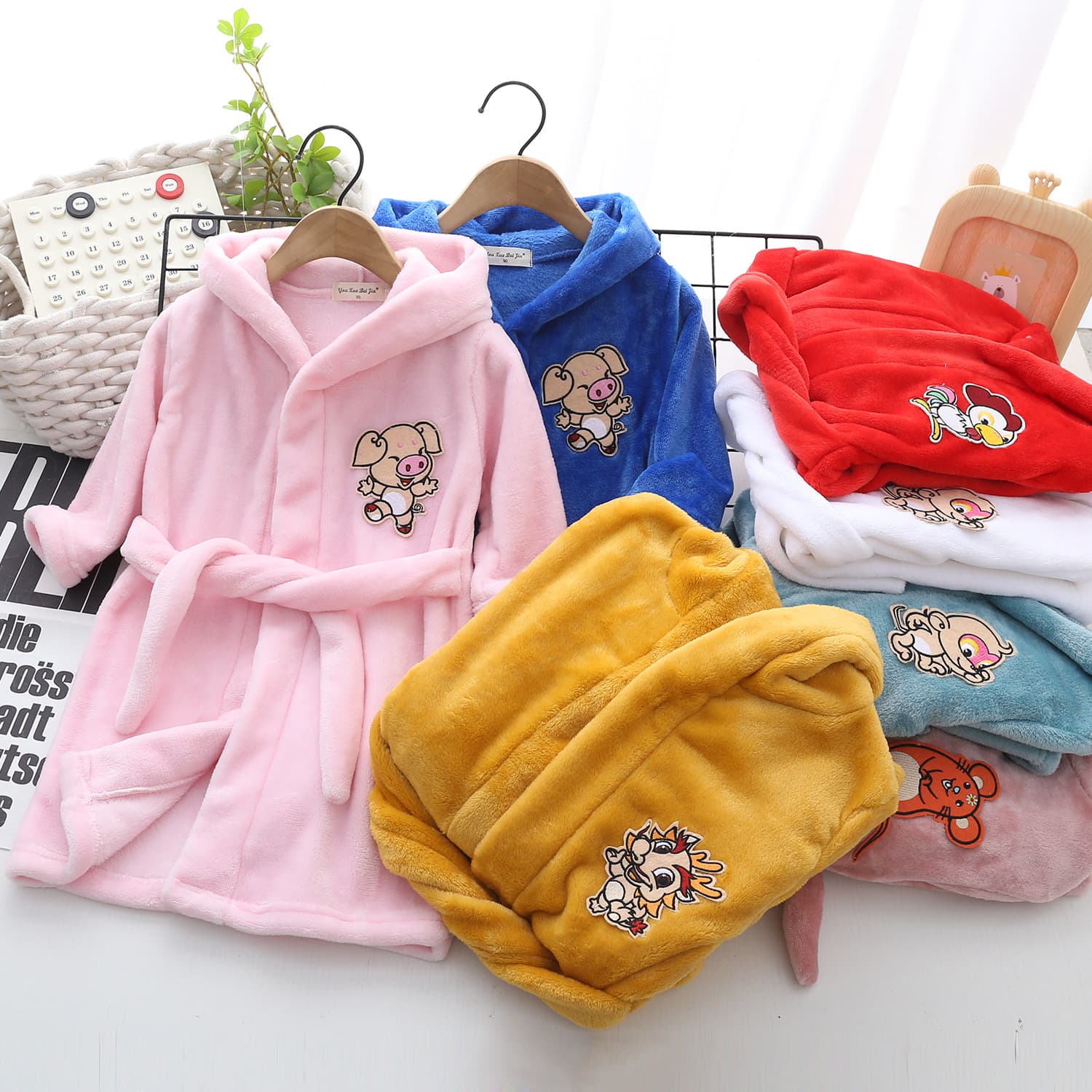 Cartoon Children's Homewear Sleepwear Boys Girls Bathrobe Autumn Winter Women's Hooded Tied Robe