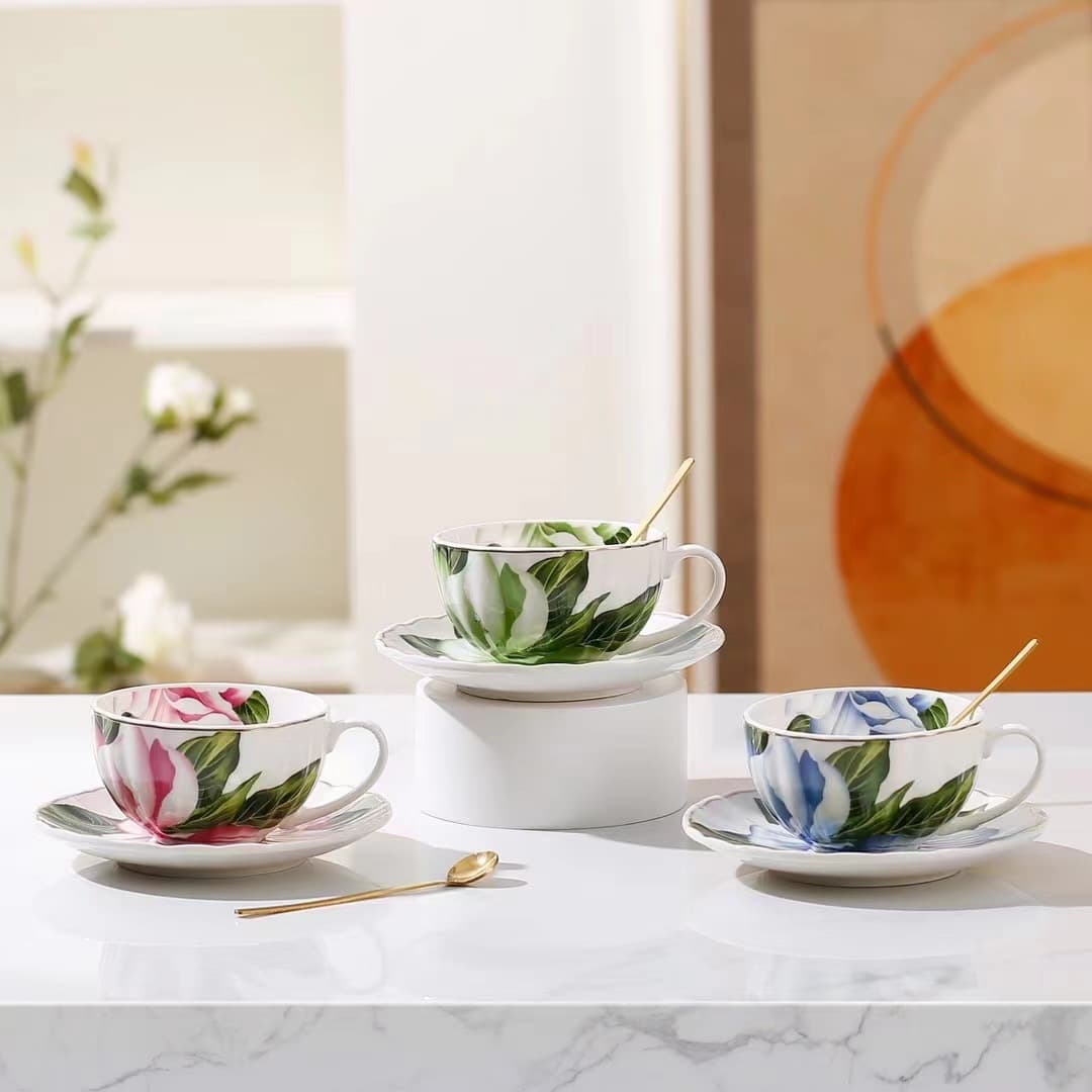 Cross-border Light Luxury Flower Latte Cup Nordic Style Coffee Cup and Saucer Set High-grade Ceramic Latte Art Cup and Saucer Gift Wholesale