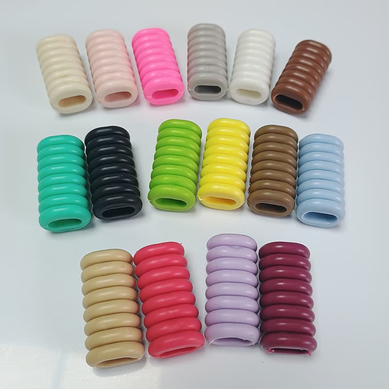 Small carrying strap with special soft rubber loops, 8-section imitation silicone rings, suitable for mobile phone straps, plastic cup ropes, and hand carrying straps.