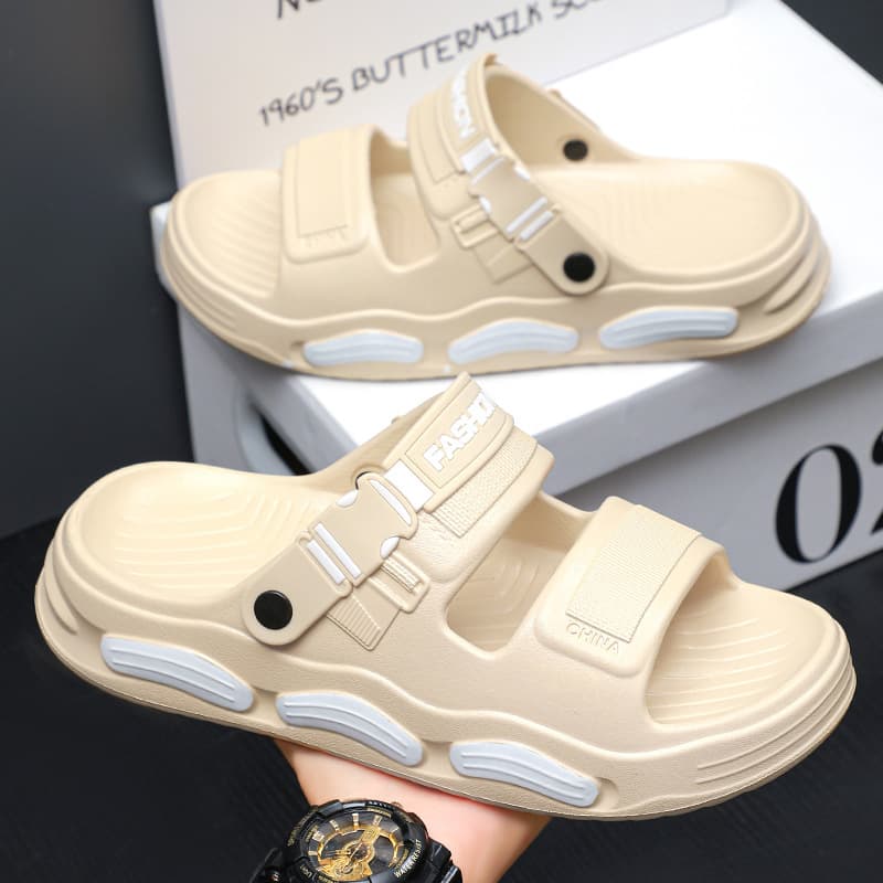 Men's Slippers Outdoor Wear 2025 New Cloud-Like Feel Sandals Men's Driving Soft Sole Beach Shoes Summer Sports Slippers Men