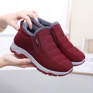 2024 Winter Old Beijing Cotton Shoes Women Fleece-lined Thick Warm Snow Boots Middle-aged Elderly Unisex Couple Cotton Shoes