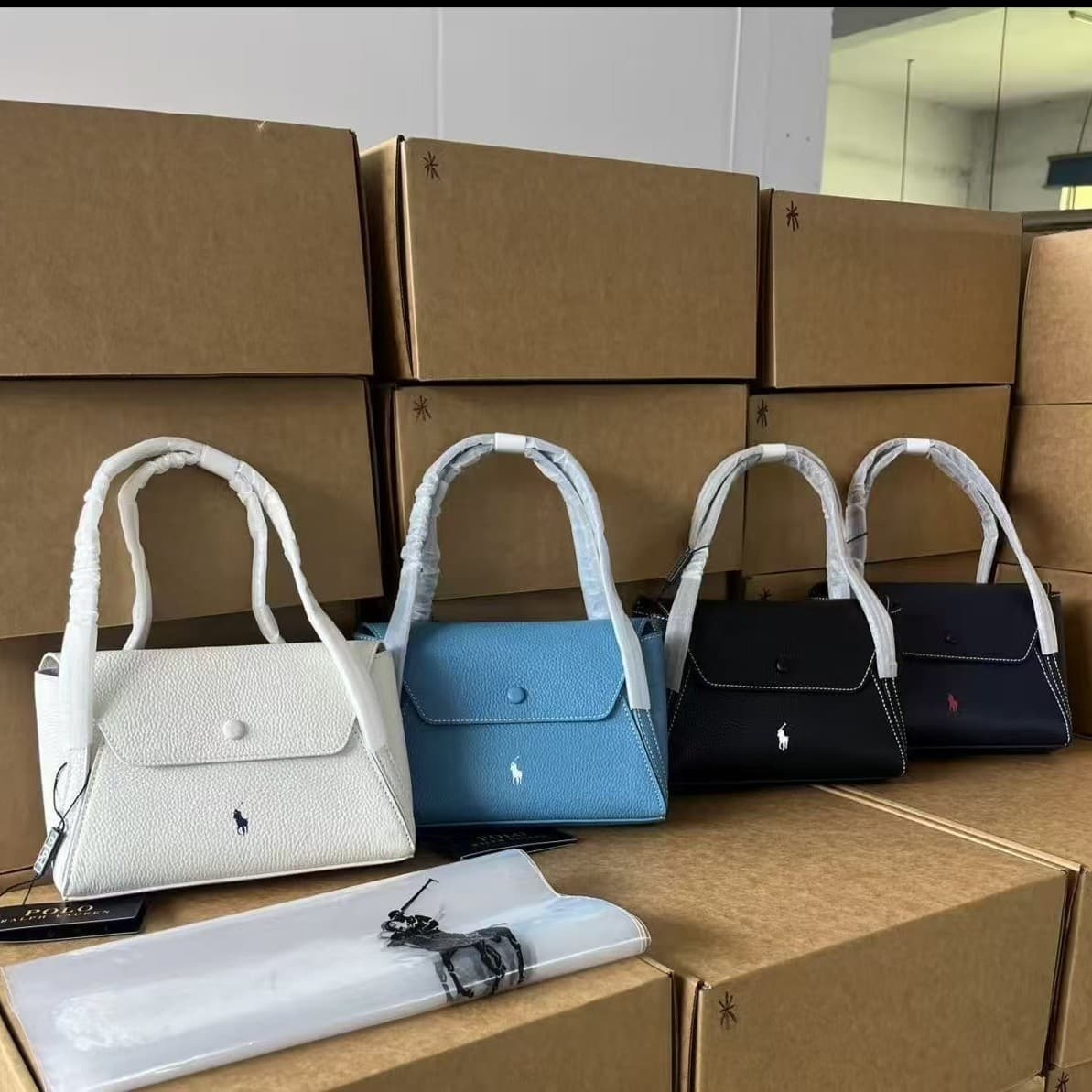 Raff envelope bag 26 new style old money style large capacity bucket bag first layer cowhide commuter tote portable armpit bag