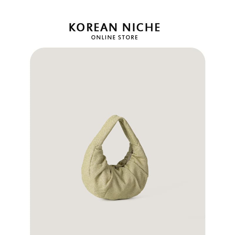 2025 Korean version of the new niche design pleated cloud bag blogger's same style simple and versatile large capacity handbag for women