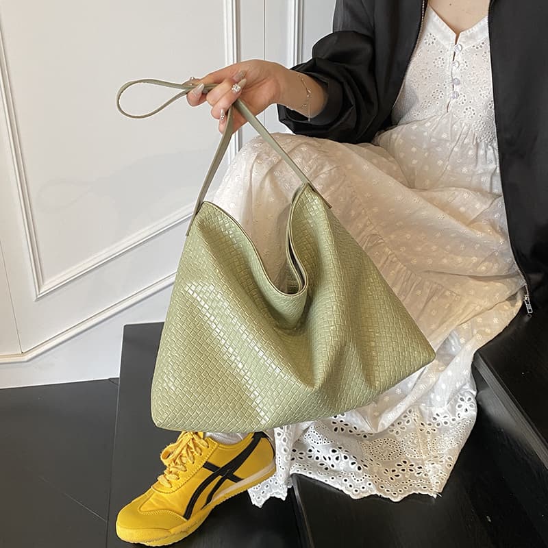2026 New Retro Simple Crossbody Shoulder Bag Woven Texture Mother-Child Underarm Bag Women Large Capacity Tote Bag