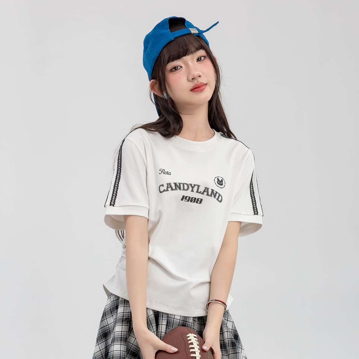 Girls' Short Sleeve T-Shirt for Kids, Casual Summer Wear for Middle and High School Students, Loose and Trendy Teen T-Shirt