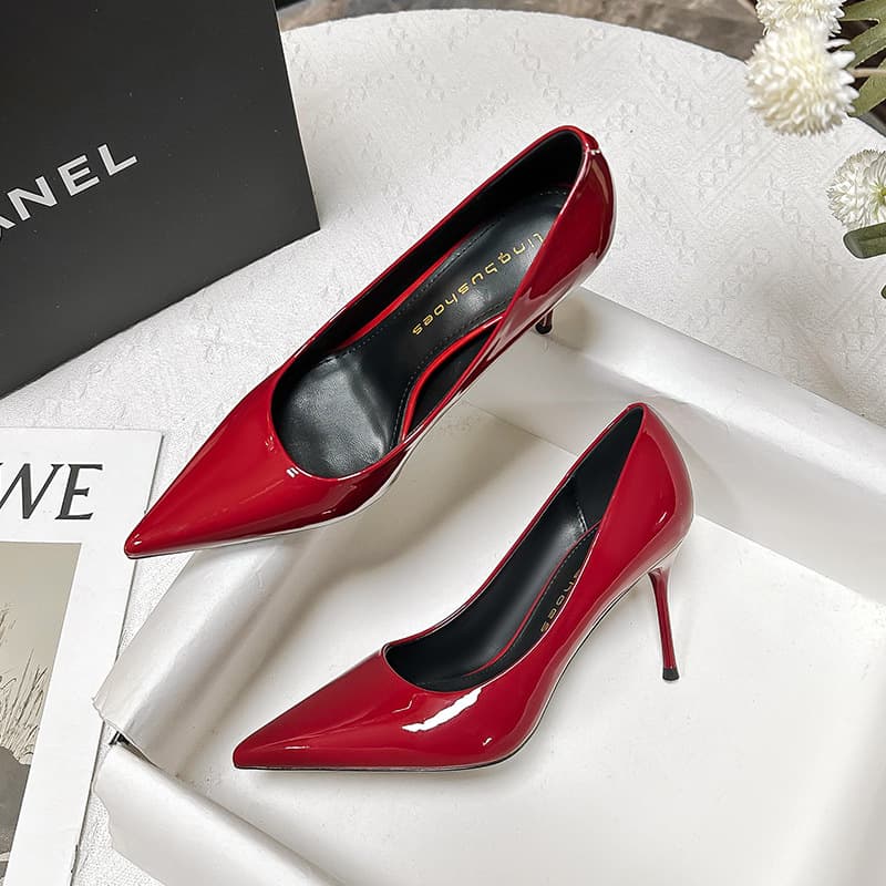 826-23 Patent Leather Pointed Toe Low-Cut Banquet Sexy High Heels Fashion Runway Luxury High Heels