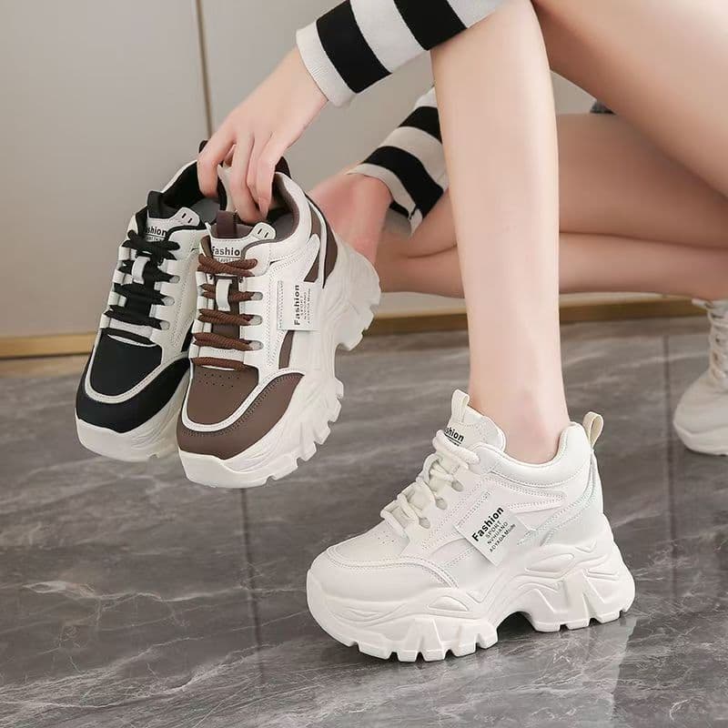 2025 Women's New Spring/Autumn Height-Increasing Casual Dad Sneakers with Thick Sole, 8cm Platform