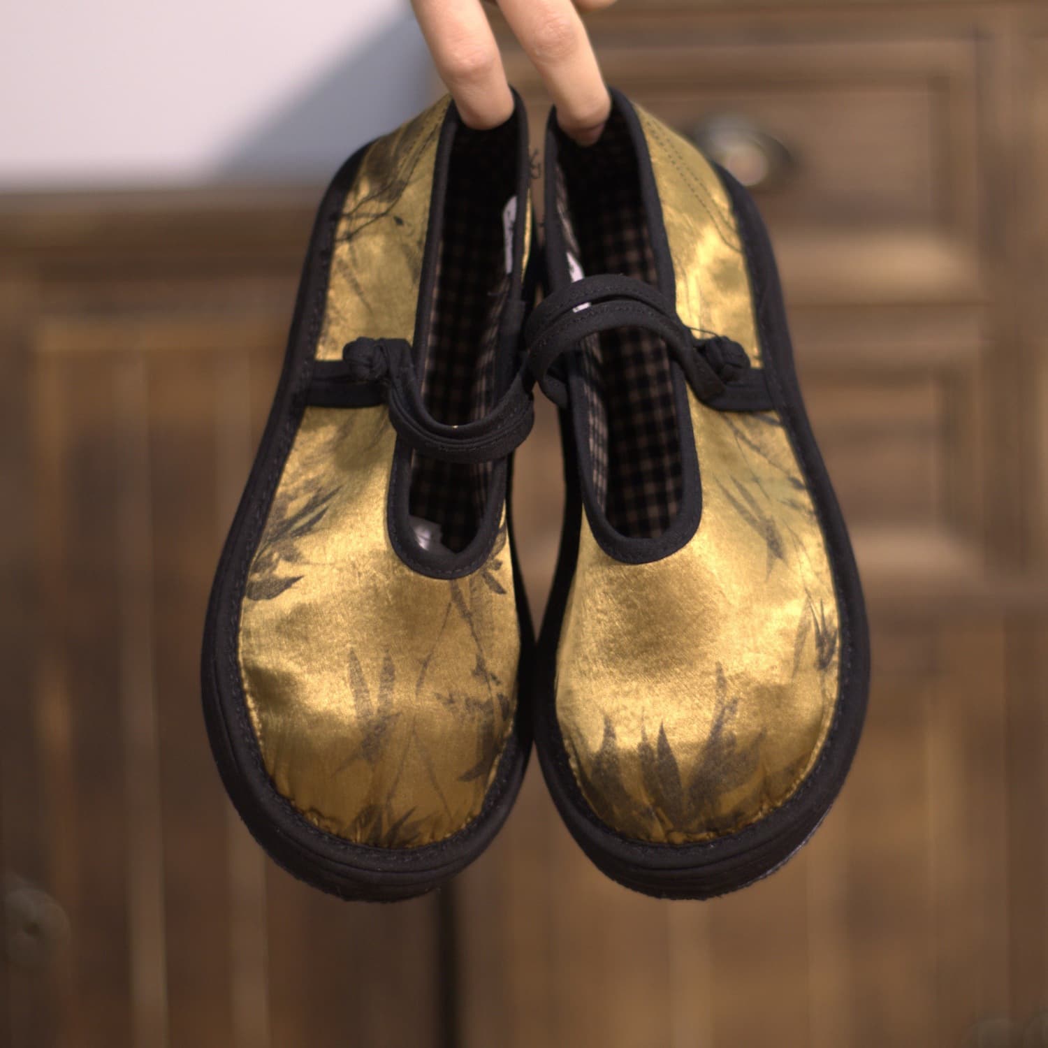 Mulberry Silk Satin Women's Shoes Ink Bamboo Button Single Shoes Thousand-Layer Sole Handmade Cloth Shoes Traditional Ethnic Style Flat Shoes
