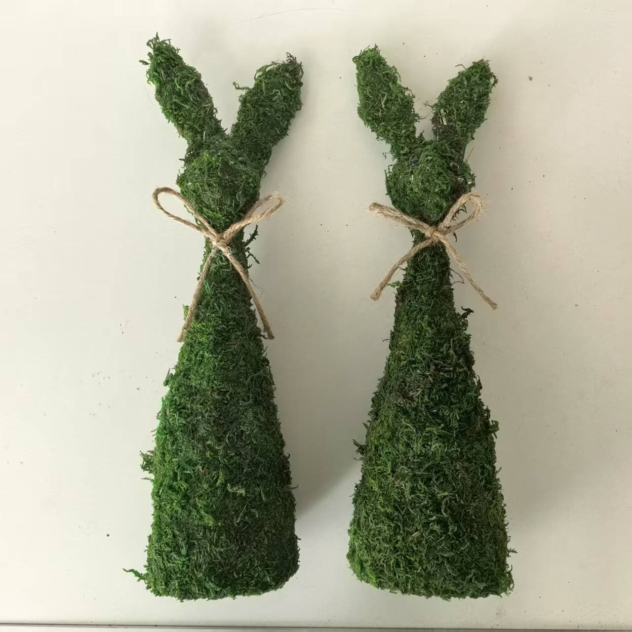 Moss Rabbit Woven Craft Creative Intangible Cultural Heritage Handicraft for Living Room Home Decor, Entryway or Wine Cabinet Display