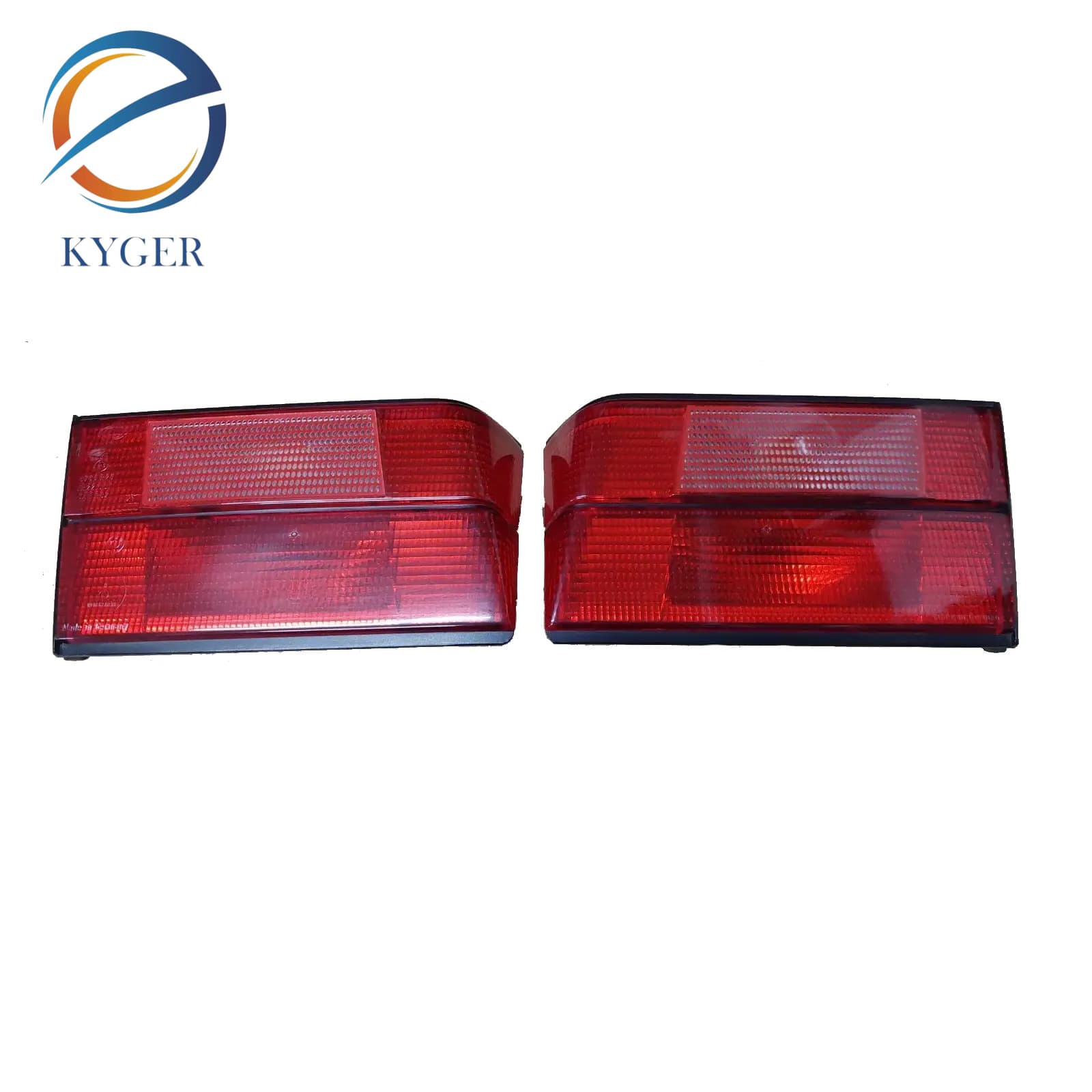 For BMW E34 Left and Right Tail Lights OE63211384011 OE63211384012 High Quality Auto Parts