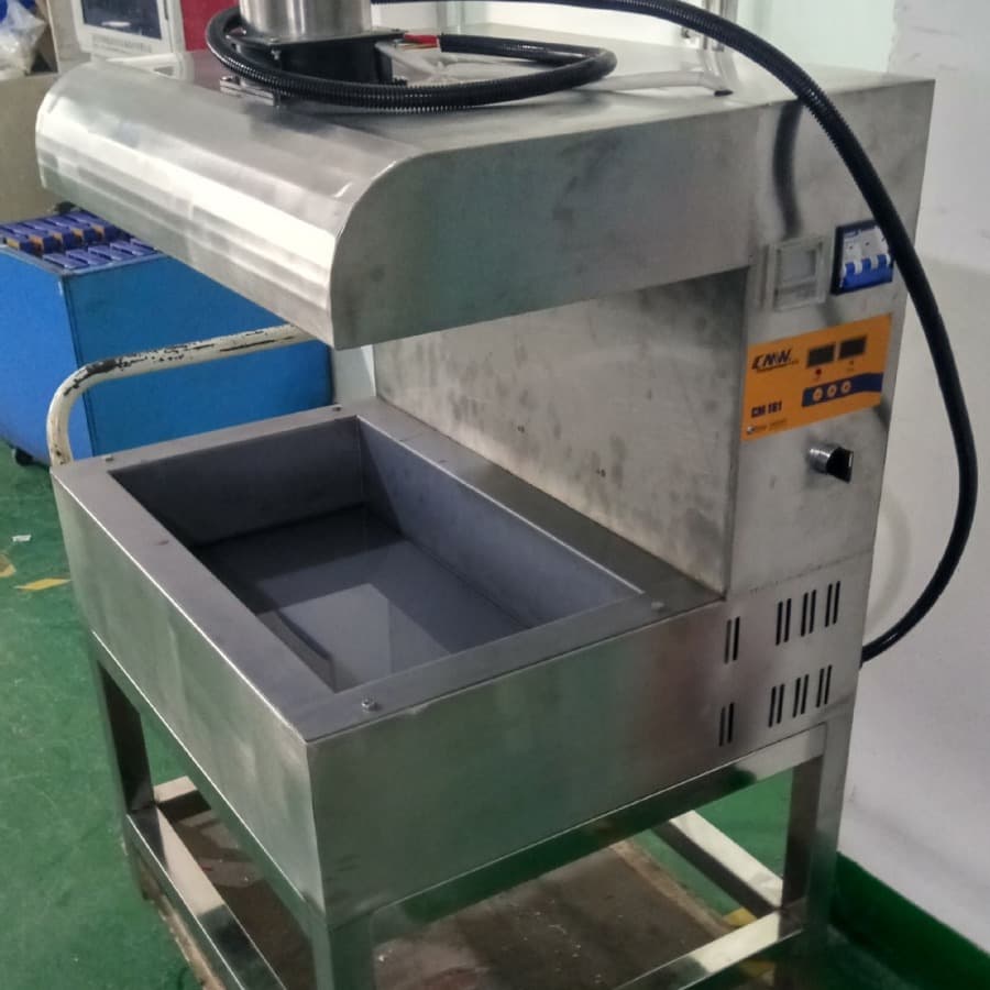 Custom-sized workbench melting solder pot (with fume hood and ventilation) made with pure titanium plate for lead-free soldering, factory direct.