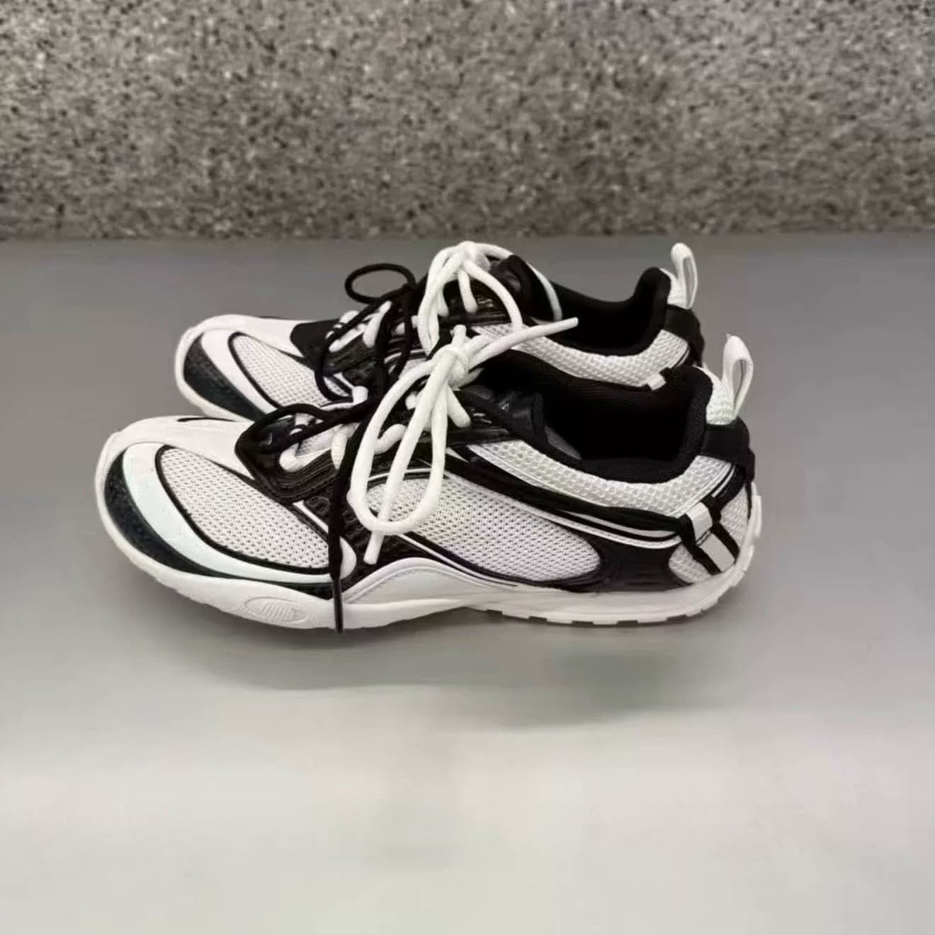 Light Luxury Bajia Radar Gradient Lines New Trendy Height-Increasing Simple Style Casual Breathable Sports Shoes