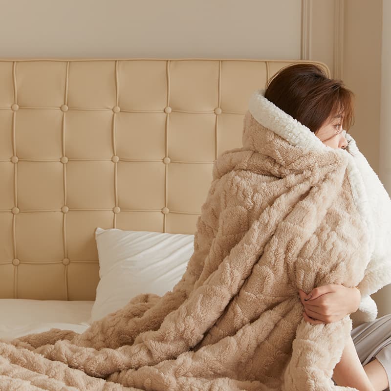 Vintage Thickened Sheepskin Warm Winter Sofa Cover Blanket Nap Coral Fleece Hair Blanket Retro Style Warm Fuzzy
