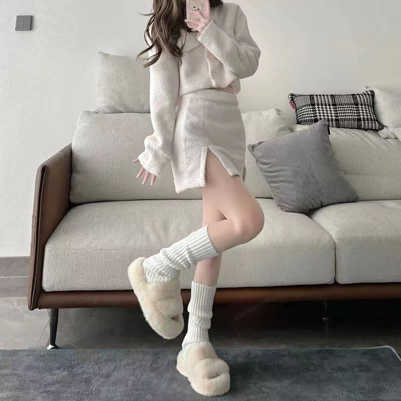 Japanese JK Style Calf Socks, Ins Trendy Girl Cold-Proof Versatile Leg Covers, Autumn and Winter Warm Striped Knitted Slouchy Sock Covers