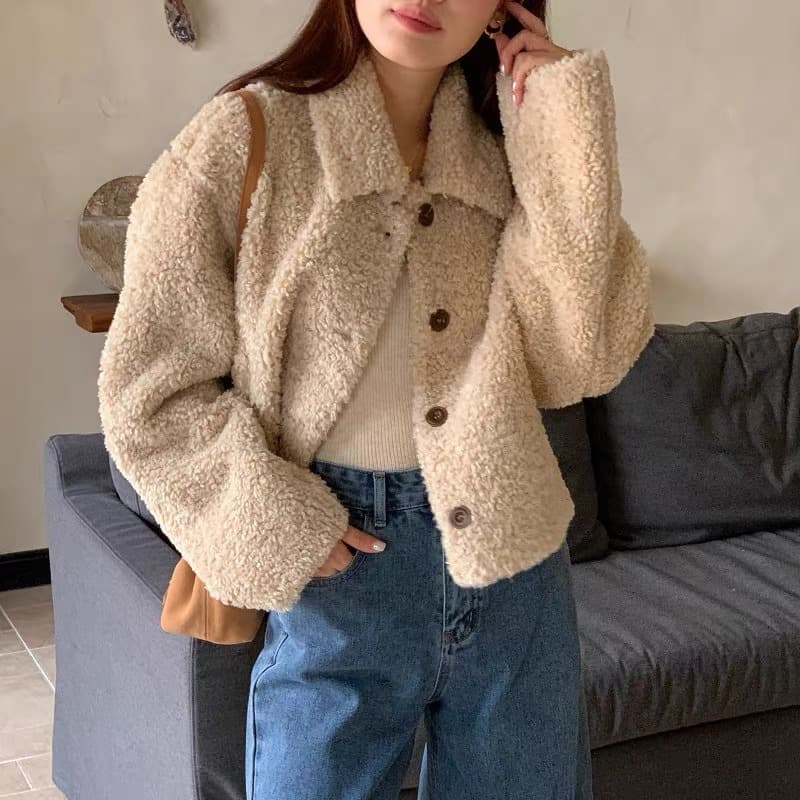 Plus-size Korean chic autumn/winter warm cardigan for plus-size women, loose fit, versatile double-sided plush coat.