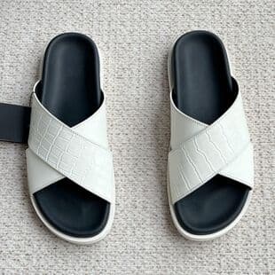 New Summer Men's Shoes Soft Leather Crocodile Pattern Cross Sandals Business Casual Slippers Italian Style Outdoor Flip Flops