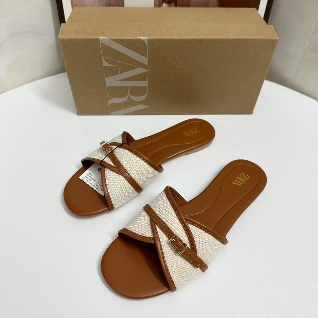 ZA 2025 New European and American Flat Square Toe Comfortable Sandals Women's Cross Buckle New Banquet Shoes