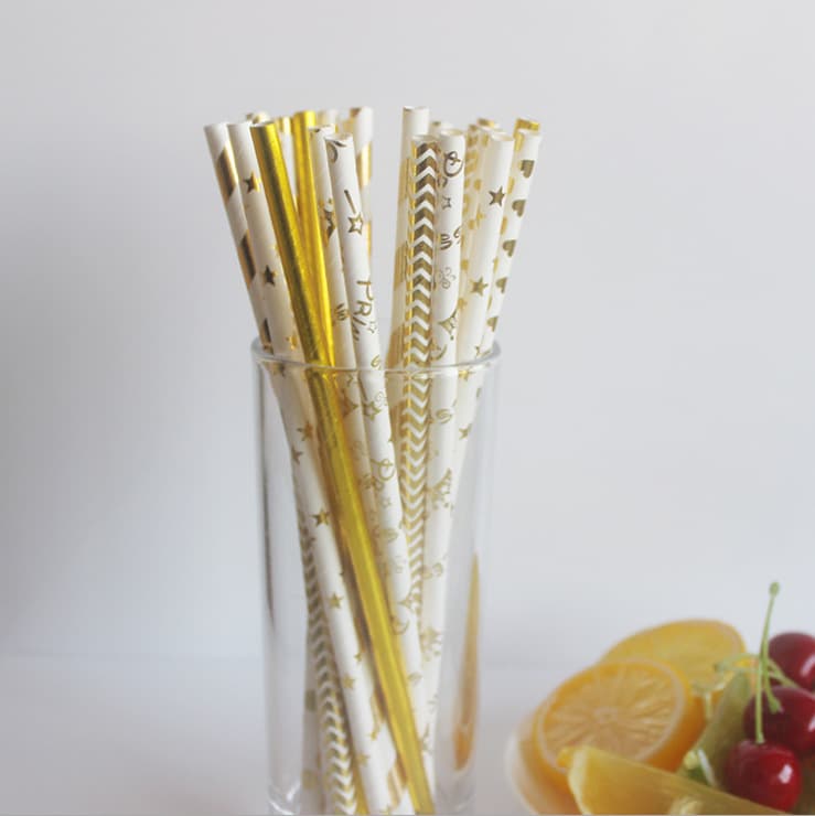 Factory direct sales of paper straws, colored laminated and hot-stamped paper straws, disposable paper straws available for wholesale.