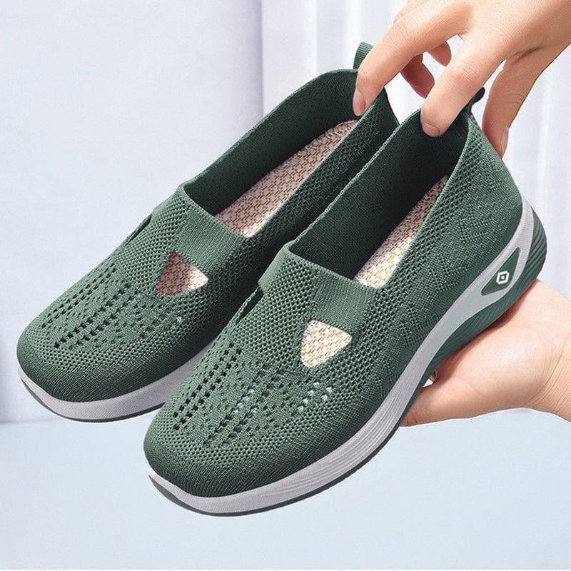 Old Cloth Shoes for Women Summer Breathable Mesh Shoes Mother Shoes Anti-Slip One-Step Shoes Soft Sole Casual Shoes Elderly Shoes