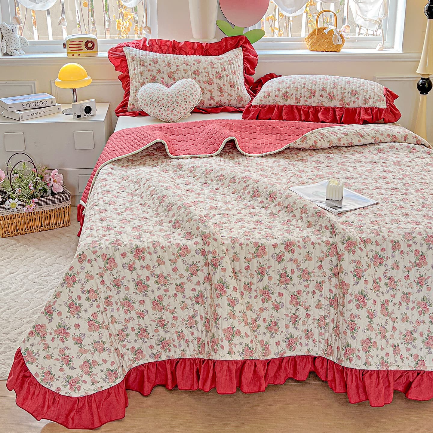 2025 New Milk Velvet Cotton Lace Bed Cover Bed Skirt Three-Piece Set, Breathable Double-Layer Gauze Lace Single Bed Cover