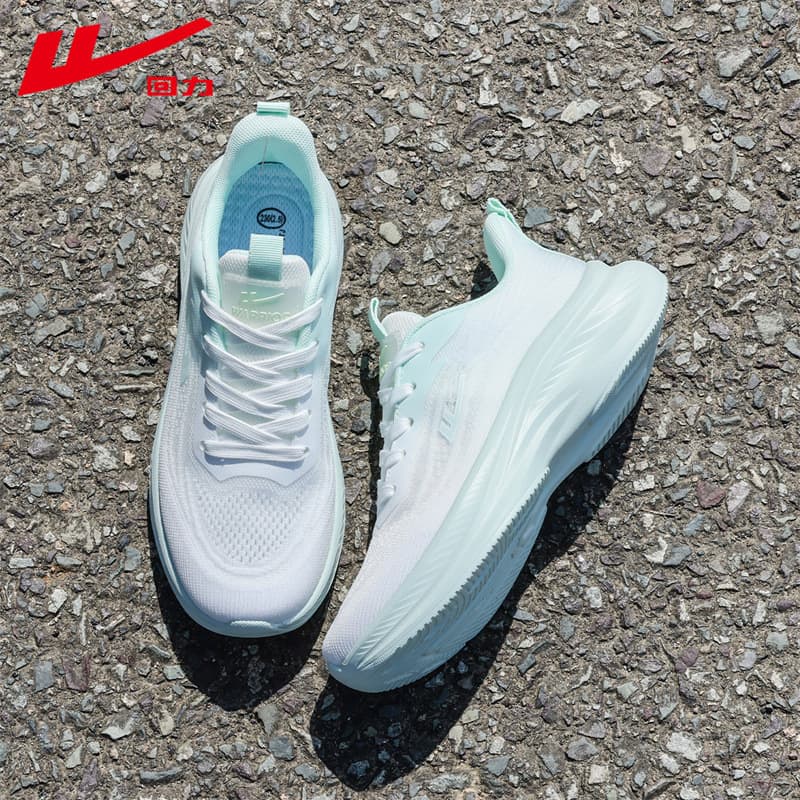 Warrior Running Shoes Women's Spring 2026 New Trendy Thick Sole White Sneakers Student Cushioning Lightweight Athletic Shoes
