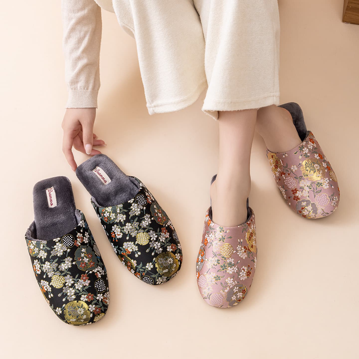 Indoor cotton slippers for autumn and winter, non-slip, soft bottom, silent, warm, plus velvet, thickened, high-end, good-looking, comfortable cotton slippers