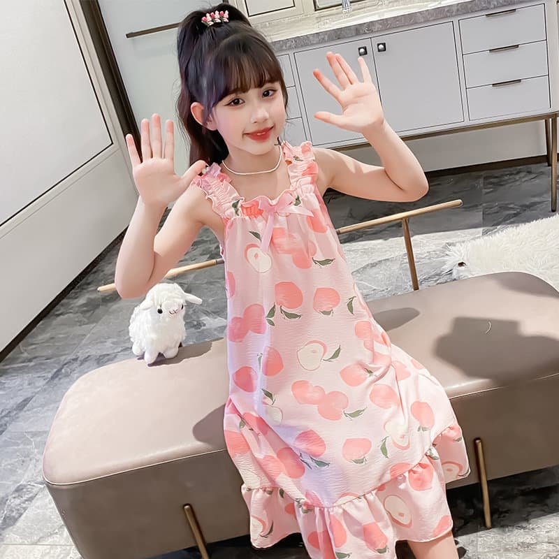 Summer new style girls' nightgown with suspenders, girls' nightgown, loose, medium and large children's nightgown, outer wear, girls' nightgown, skirt