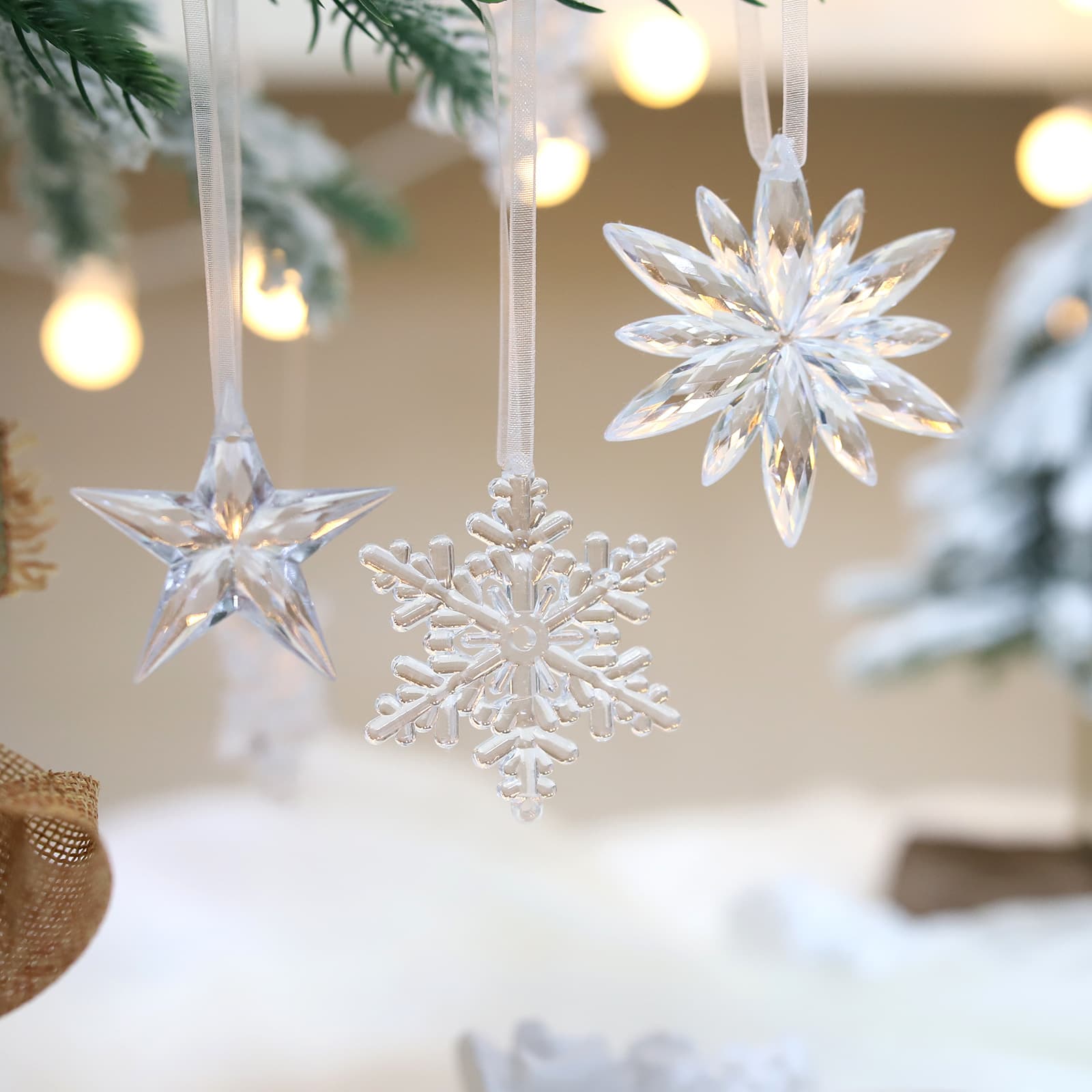 Transparent Acrylic Christmas Tree Decorations Crystal Creative Hanging Ornaments Snowflake Pieces for Festive Celebration