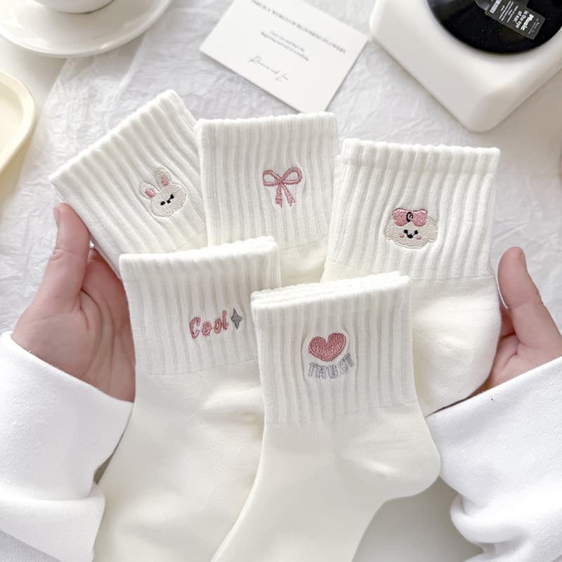 Spring and autumn cute sports style socks for women mid-calf socks cotton breathable pink cartoon embroidery girls Korean version ins trend