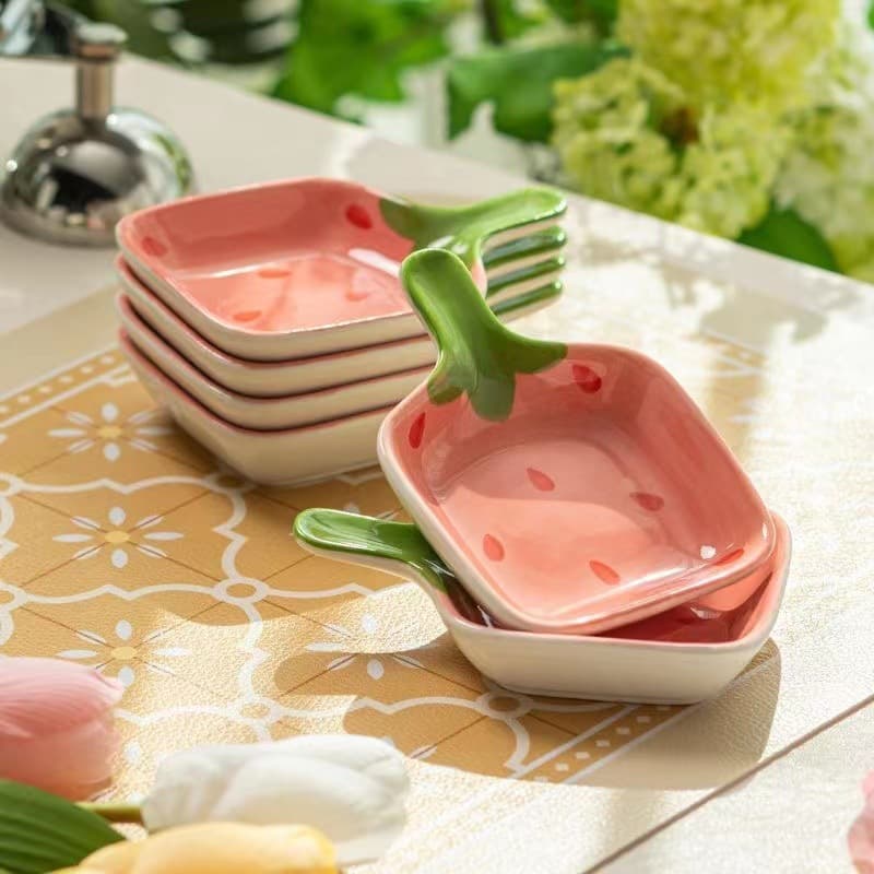 Premium Pink Strawberry Handle Small Dish, Hand-Painted Under-glaze Cute Fresh Ceramic Sauce Dish, Seasoning Dish, Home Mini