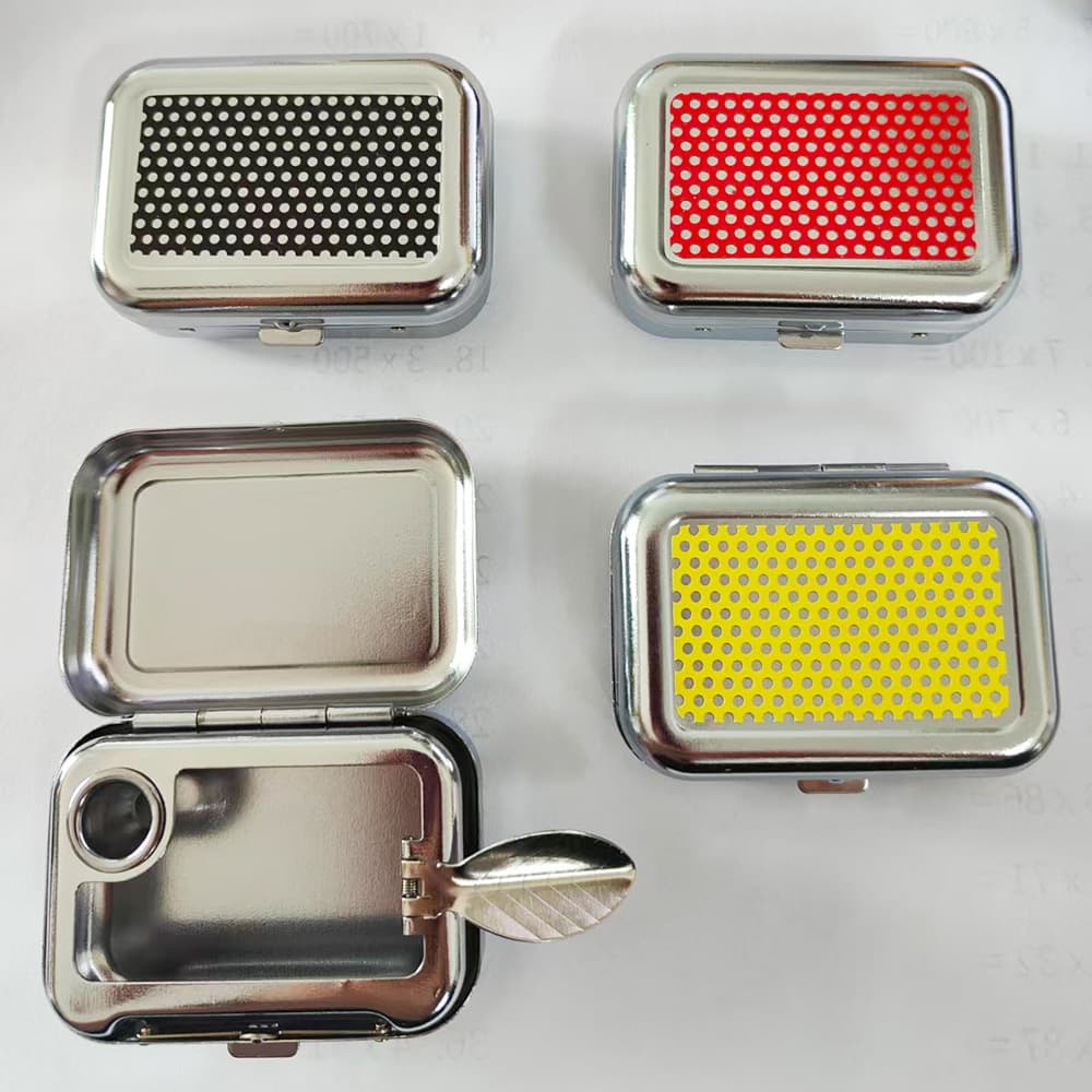 Square Metal Ashtray Pocket Ashtray Creative Fashion Portable Ashtray Stylish Small Ashtray