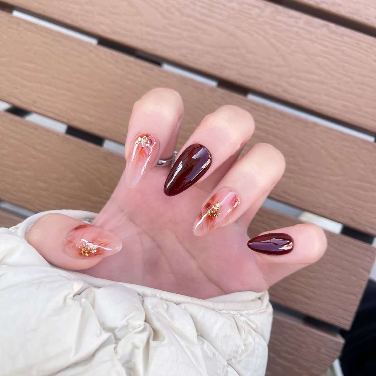 [Made in Shenzhen] Velvet Huazhang Nail Art New Year Hand-Worn Armor Caramel Amber Gold Foil Nail Art Patch