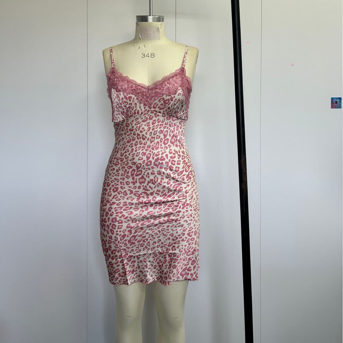 European and American Amazon export sexy leopard print lace-trimmed fitted slip dress and mini skirt factory wholesale