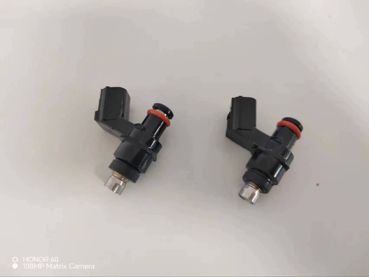 Southeast Asia 6-hole 125CC motorcycle fuel injector suitable for small Honda motorcycles