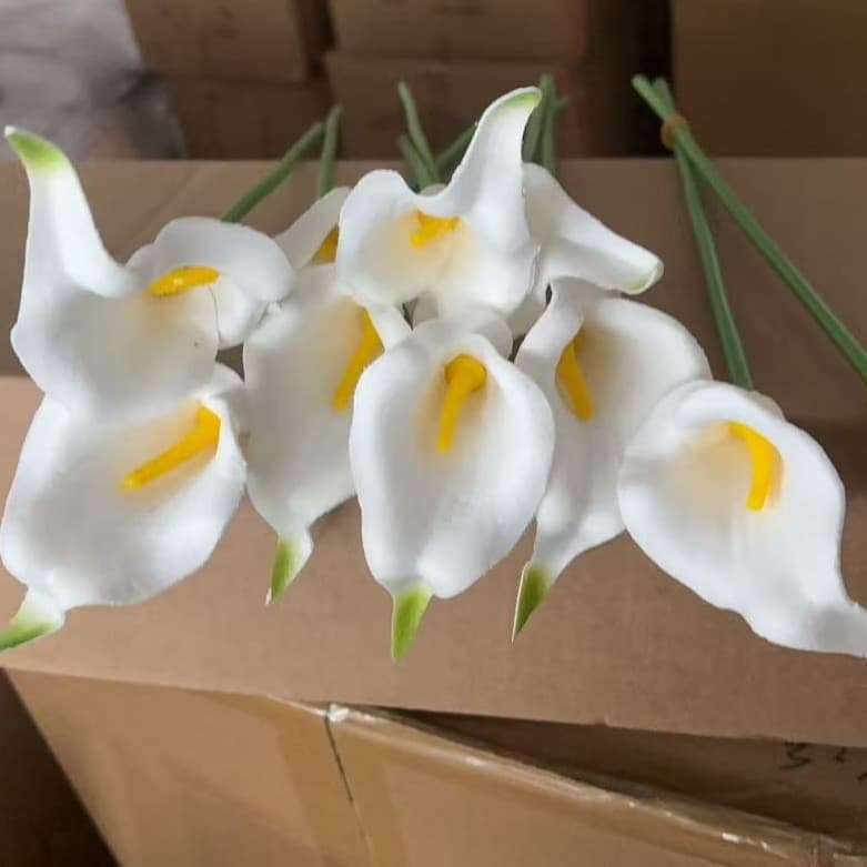 Artificial Calla Lily Flowers PU Material for Wedding Photography Home Decoration Floral Arrangement