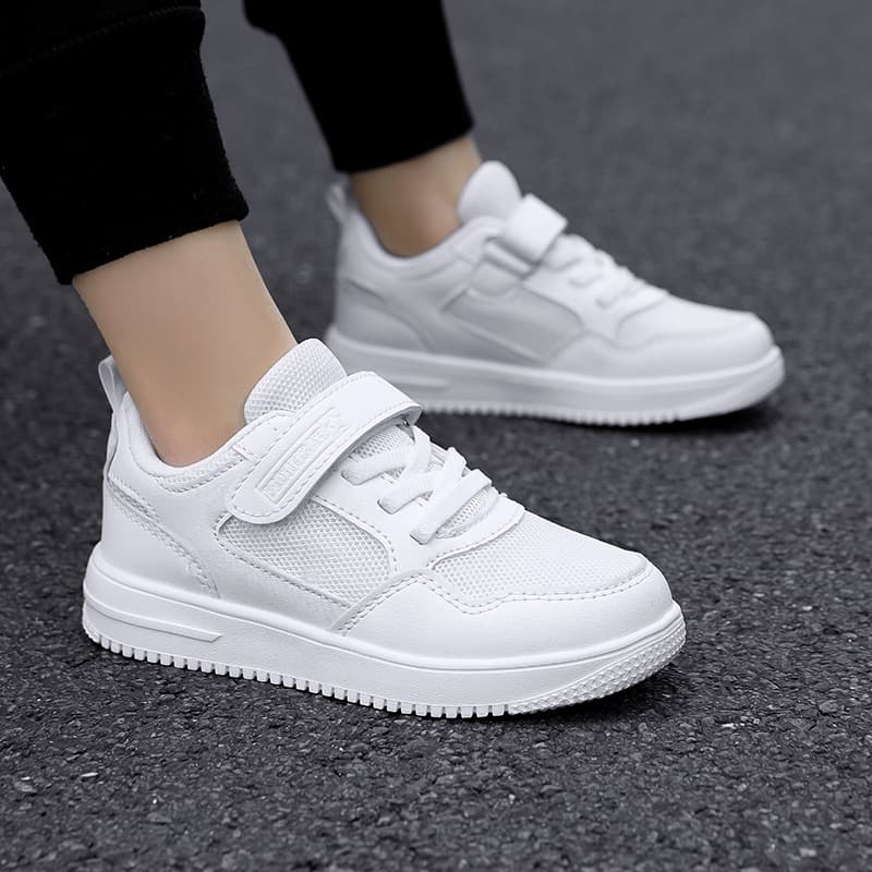 Breathable Board Shoes for Summer 2026 New Low-Top Boys' Mesh Sports Shoes for Older Children