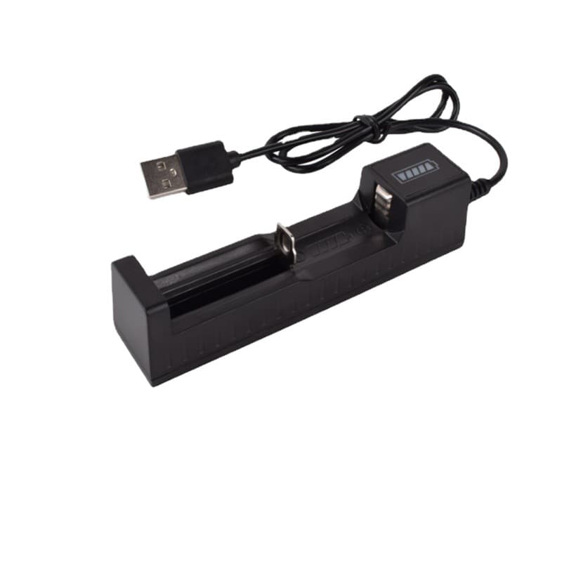 Universal USB lithium battery charger, 3.7V single charger for 16340, 14500, 18650, 26650 flashlights.