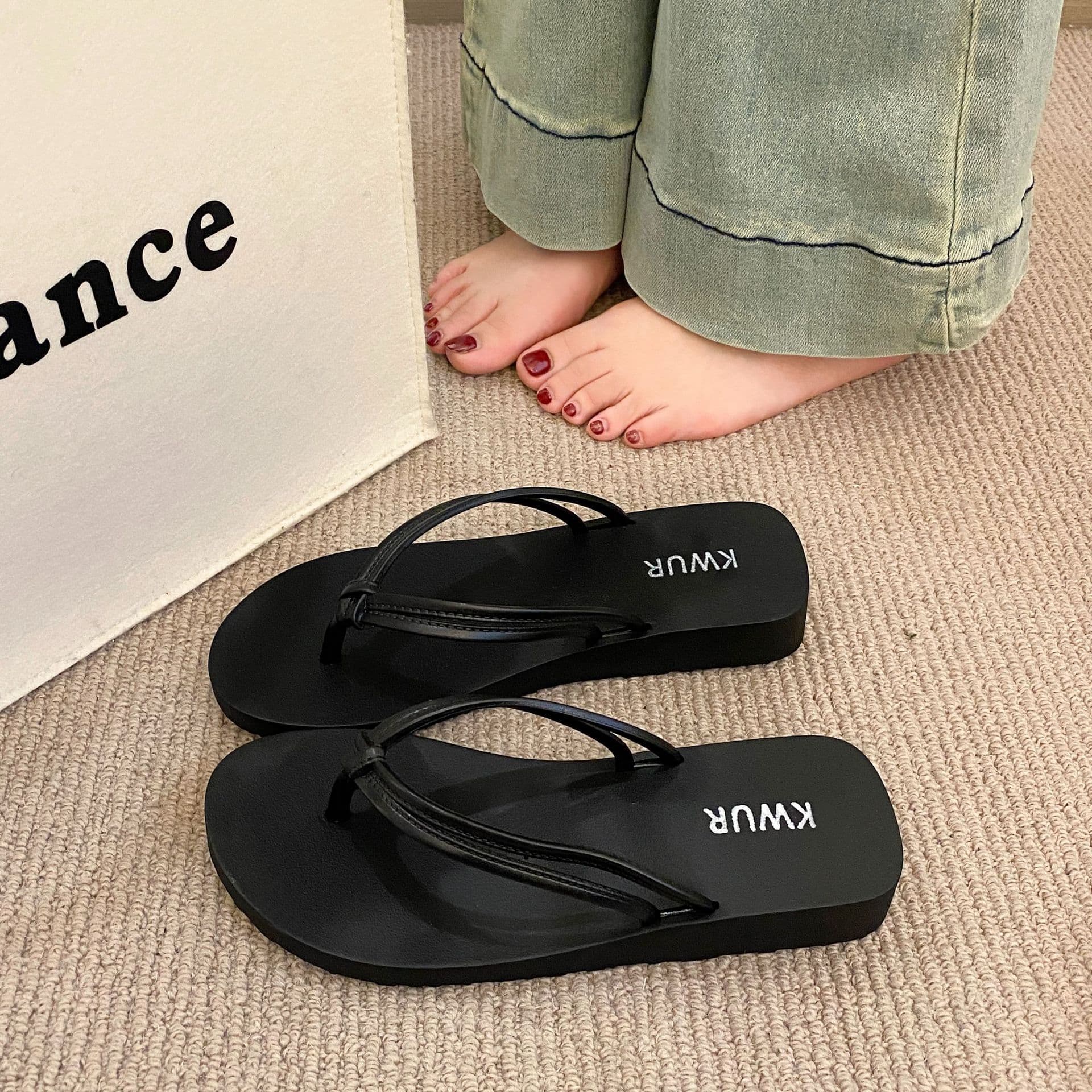 3cm Wedge Heel Women's Flip Flops Summer Fashion Outdoor High Heel Sandals Thick Sole Non-Slip Beach Sandals Women