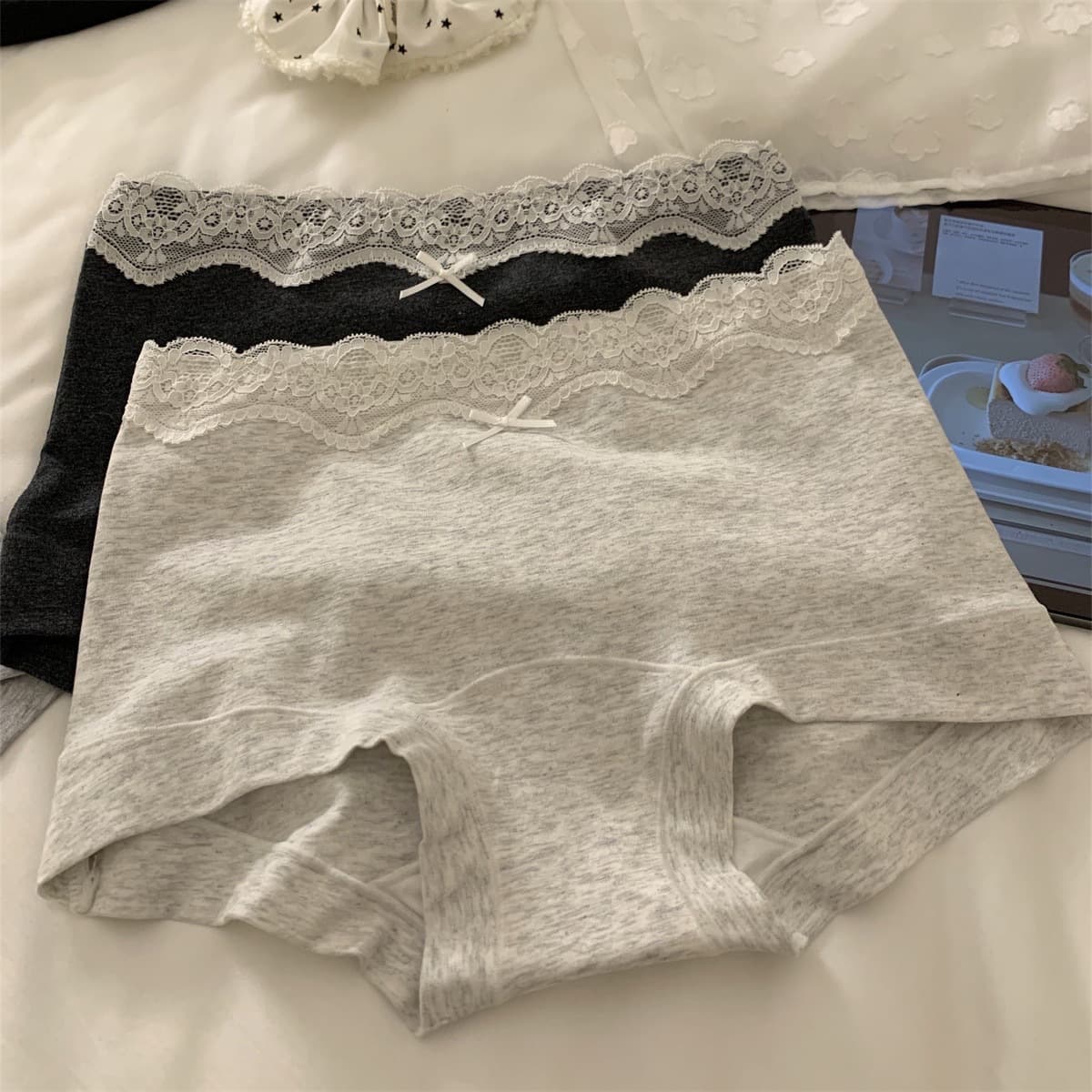 Extended Crotch A-Class Cotton Simple Women's Mid-Waist Boxer Briefs, Comfortable, Sporty, Breathable, Non-Binding, Seamless Lace Panties
