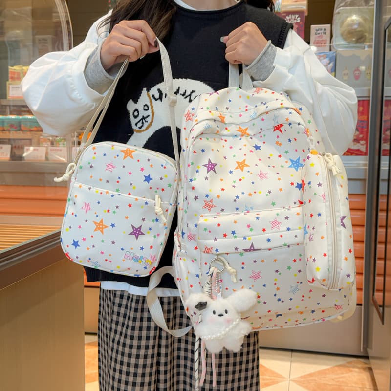 Japanese new large-capacity schoolbag female cute small fresh literary backpack casual star girl student backpack