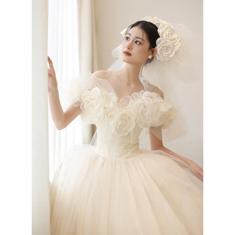 Bride Main Wedding Dress French Light Wedding Dress 2026 New Wedding Ceremony Main Dress Premium Texture Petite Figure Slimming