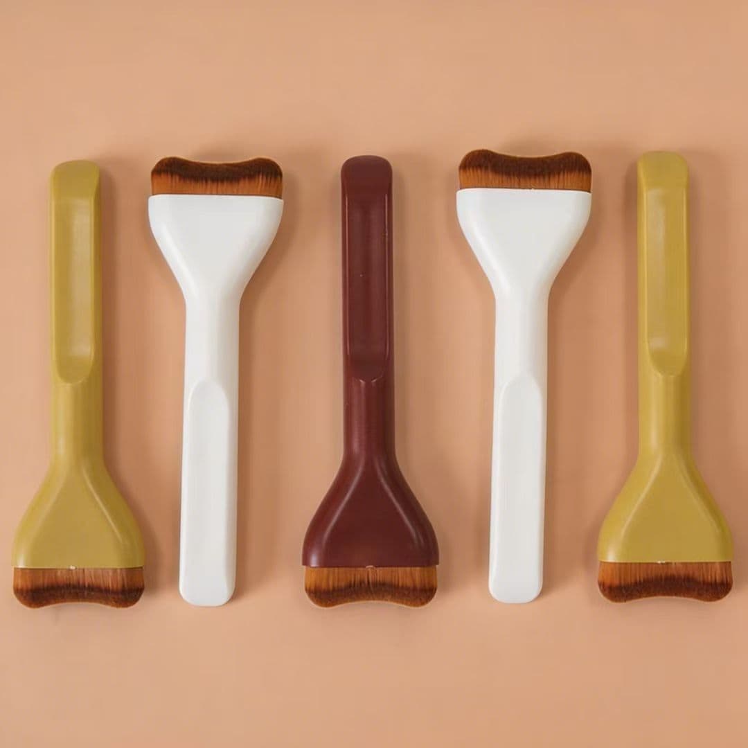 New Wider Single Small Pillow Foundation Brush, Ultra-Thin Tongue-Shaped Flat Head, Soft Bristle Makeup Tool