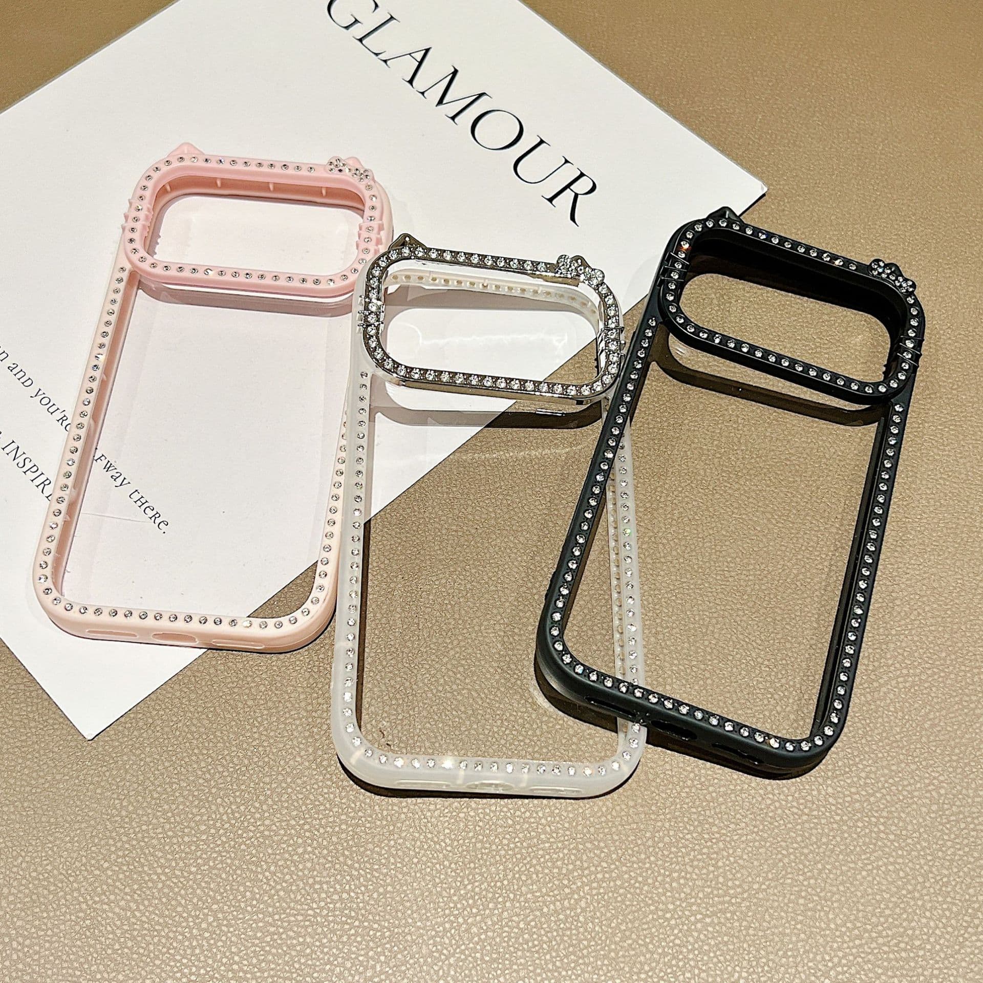 Suitable for Apple 17promax double-sided diamond cat ear mobile phone case 16PM groove shell dot diamond shell cat star broken diamond female