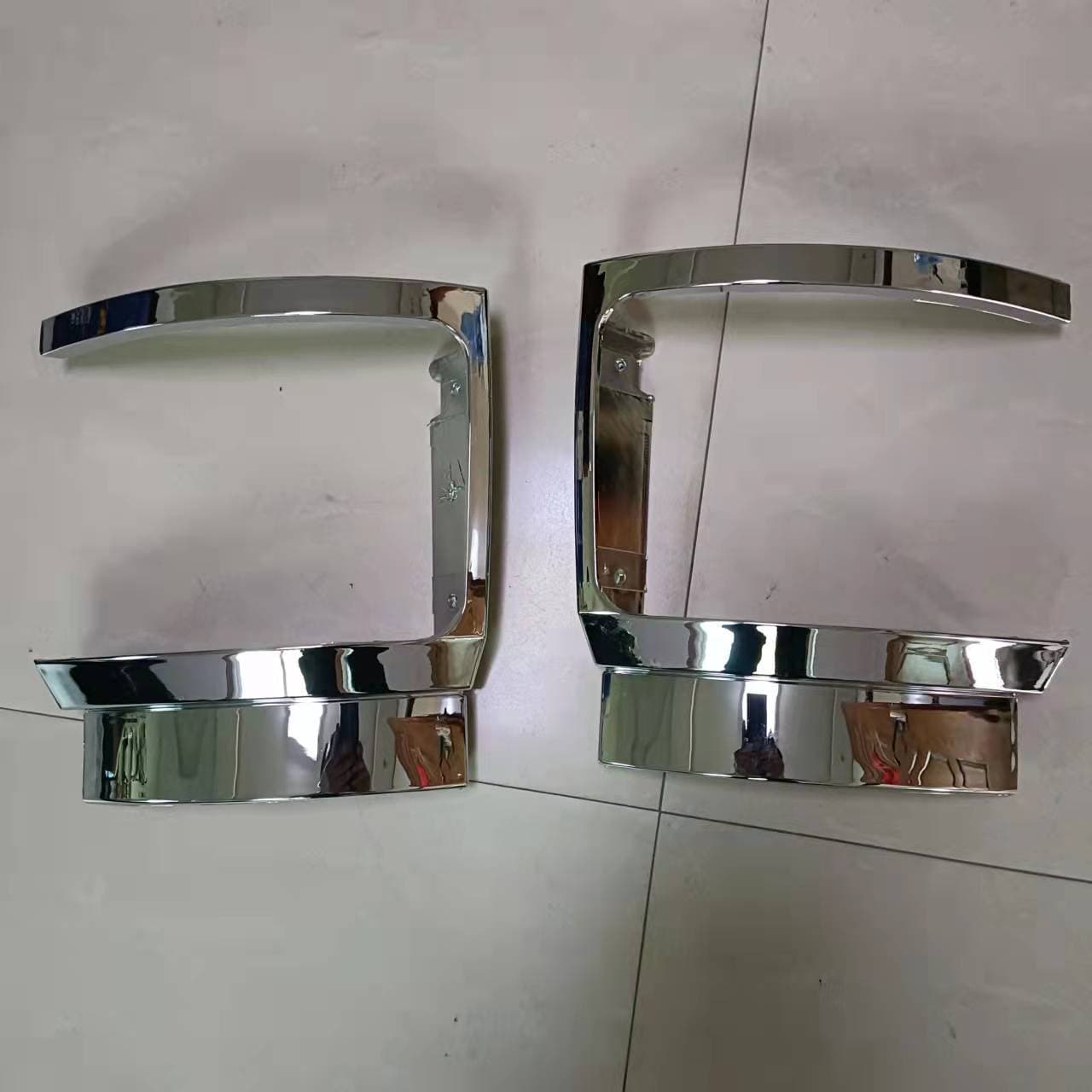 Applicable to three 0 lingkante CANTERFEE511 headlight turn signal universal electroplating modified lamp frame