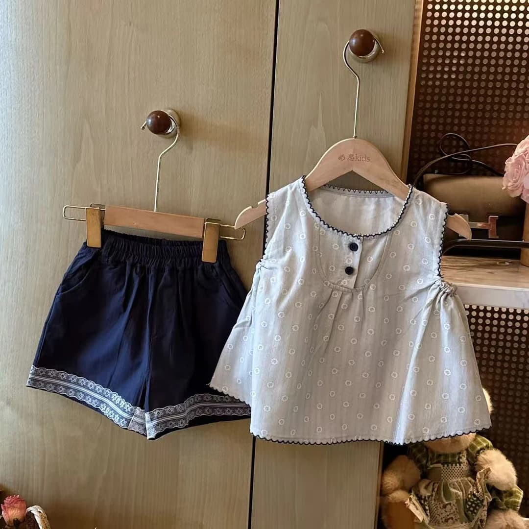 Girls' Outfit Summer New 2026 Girls' Floral Sleeveless Babydoll Top/Navy Shorts Two-Piece Set 26283