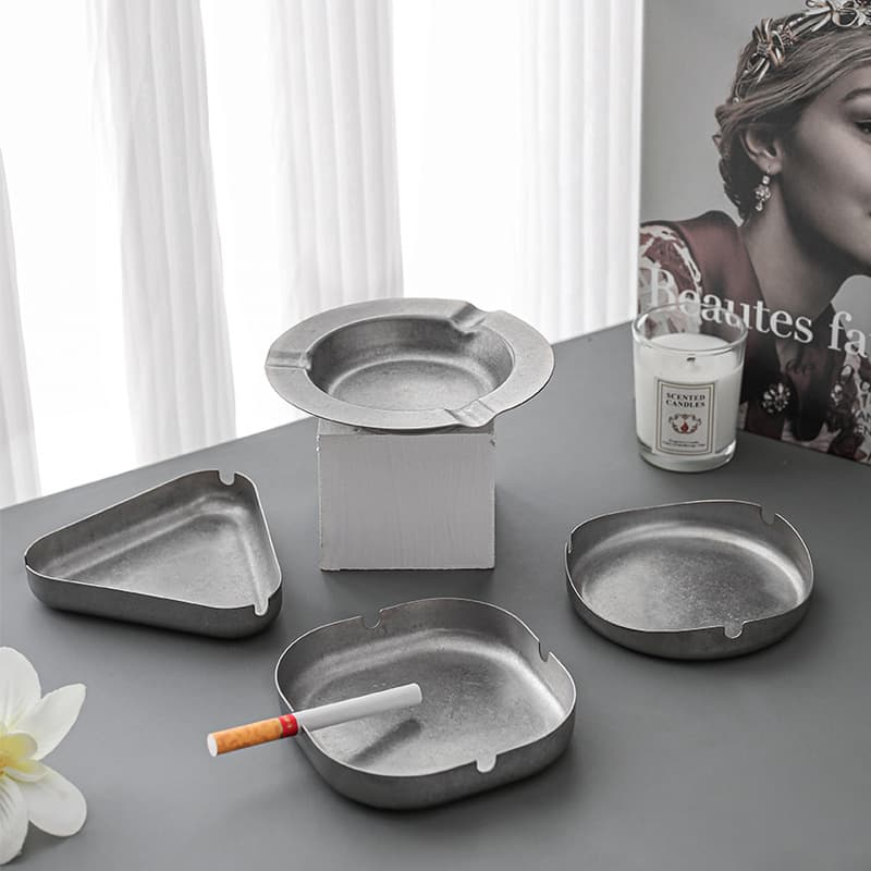 304 Stainless Steel Creative Retro Ashtray Cigar USB Novelty Outdoor Living Room Portable Ashtray Wholesale for Home Use